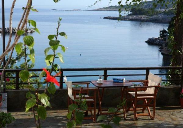 Pension Oniro Βότση Εξωτερικό φωτογραφία